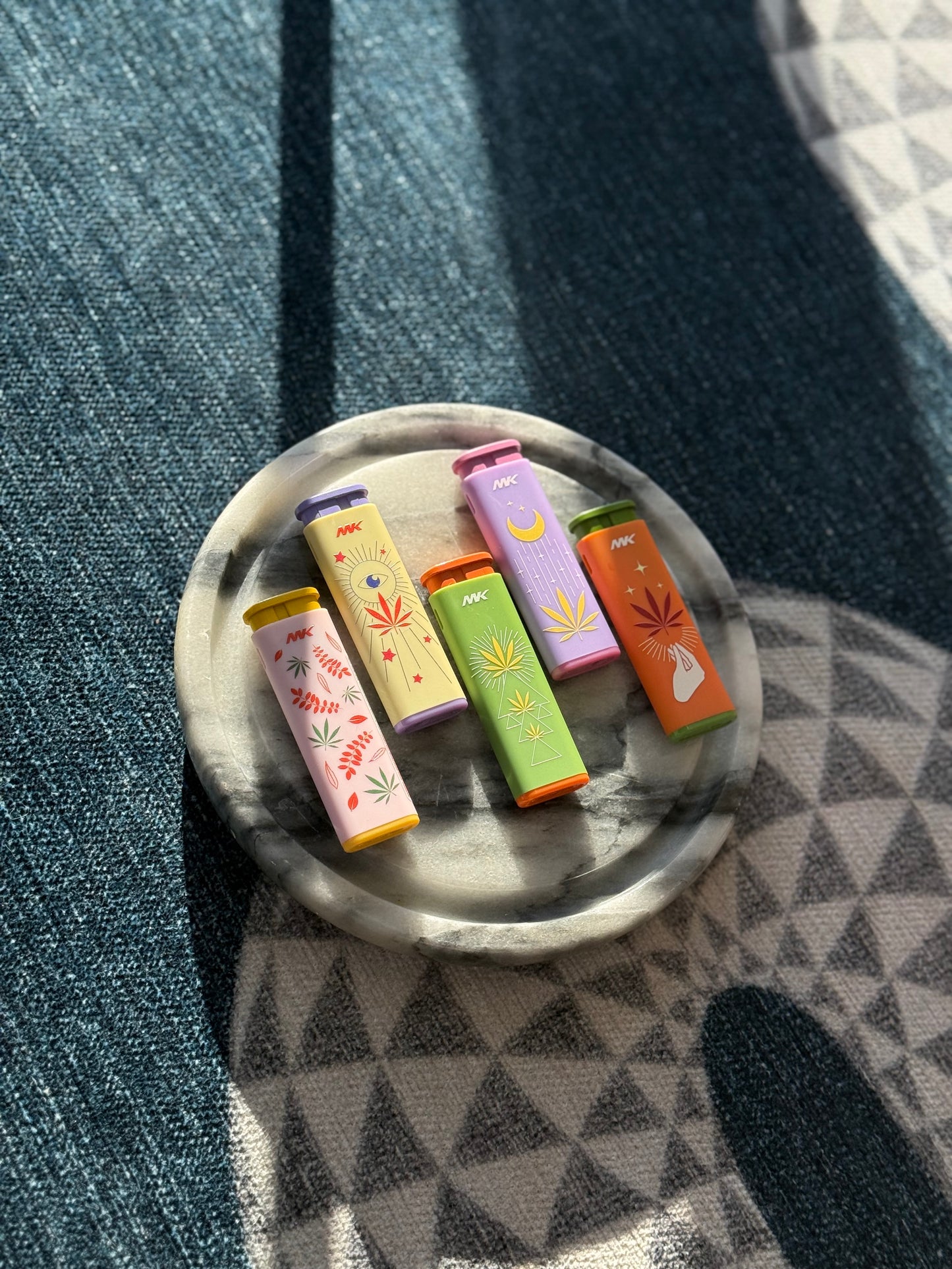 So Cutsie Refillable Windproof Lighters