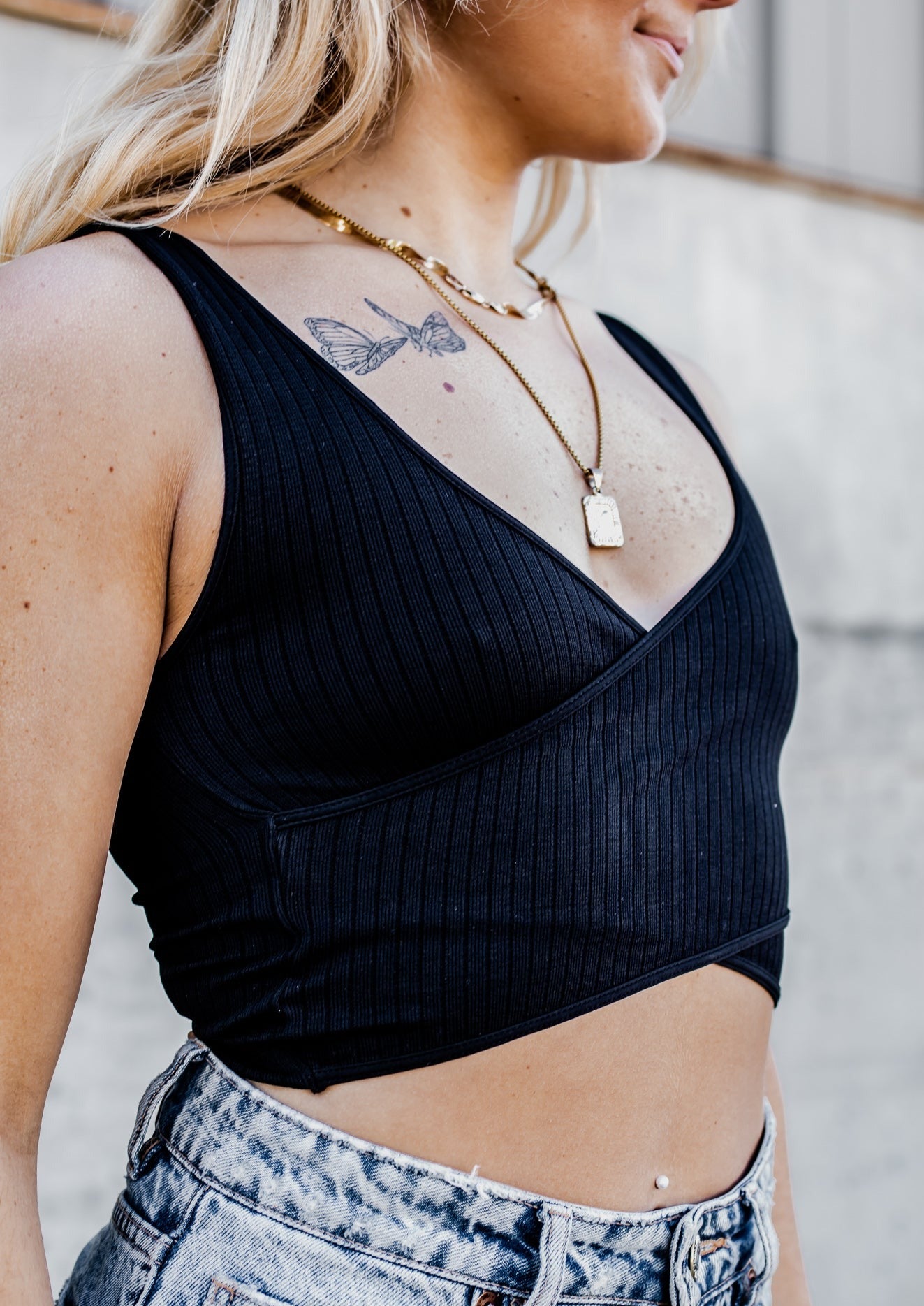 The Manhattan Crossover Crop Top *3 Color Options*