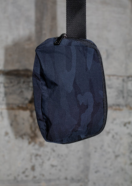Buy YOUZEY Blue Croc Embossed Vegan Leather Envelope Crossbody Bag for  Women, Designer Crossbody Bag Purse
